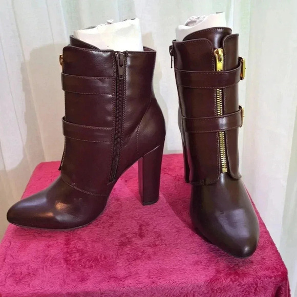 JUSTFAB  "Zola" burgundy booties NWOT - Picture 6 of 8